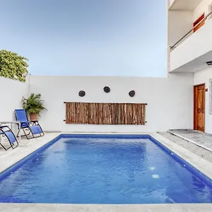 ** Hotel Capital O Yukon México